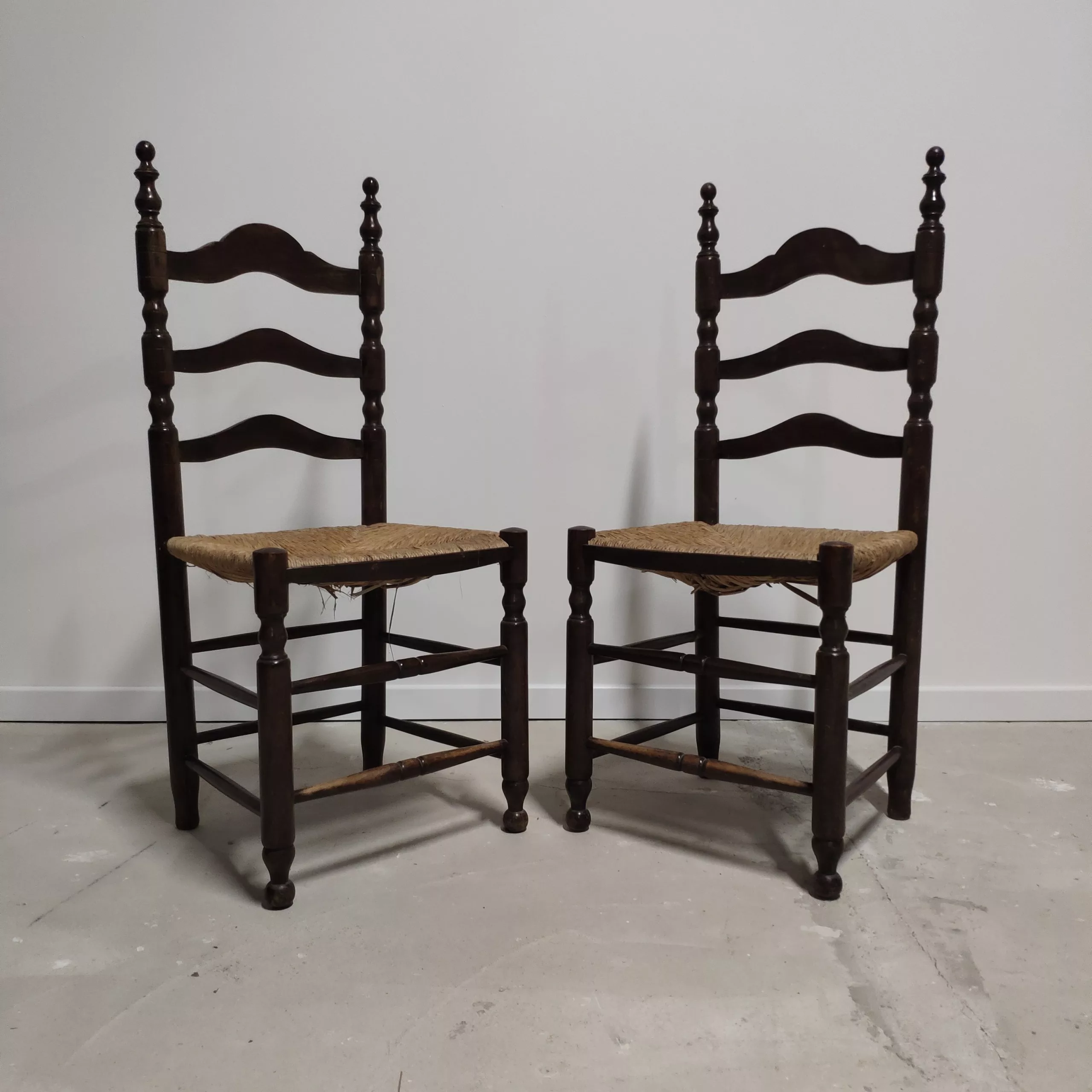 Sillas nogal y paja - Imagen 3