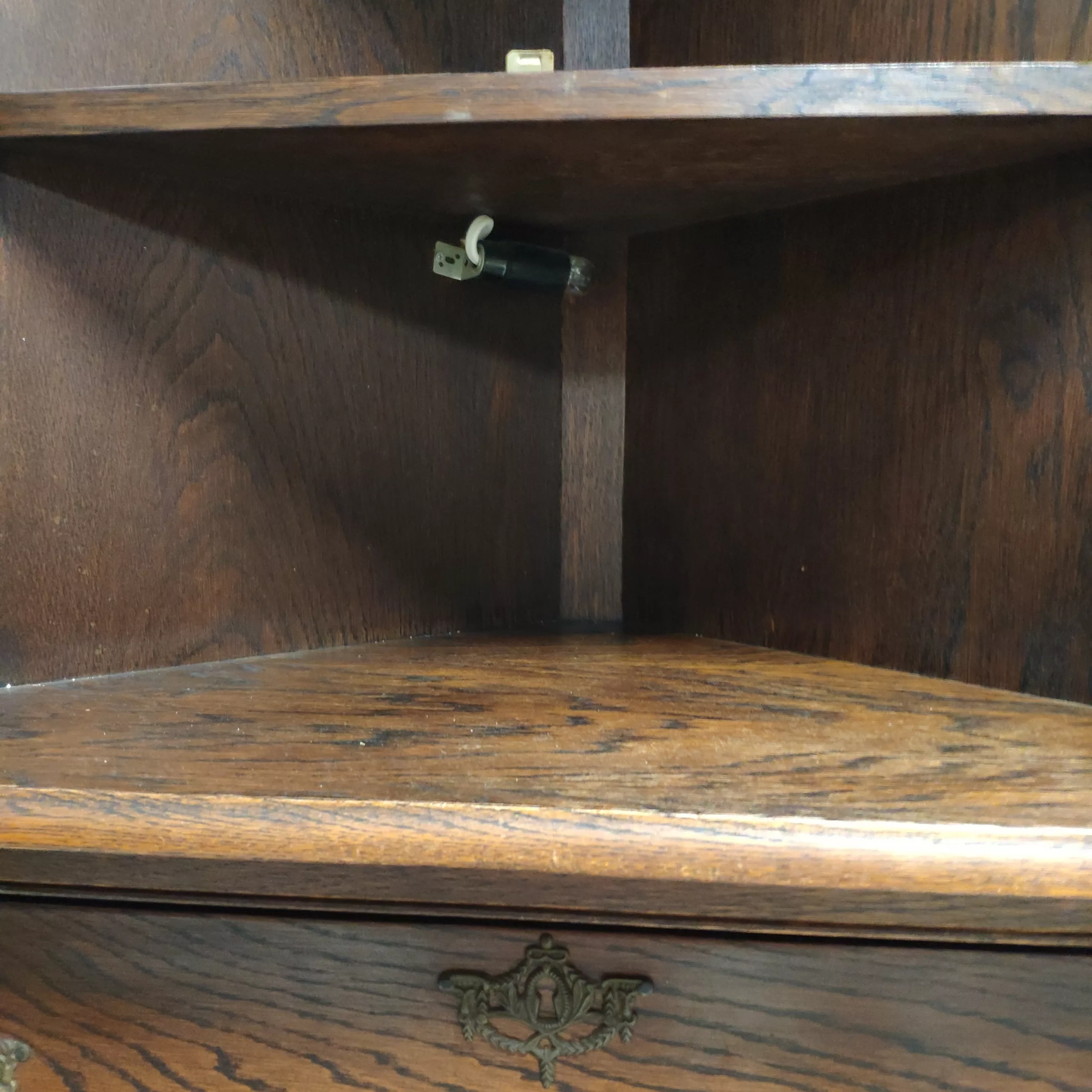 vitrina rinconera roble unico deco