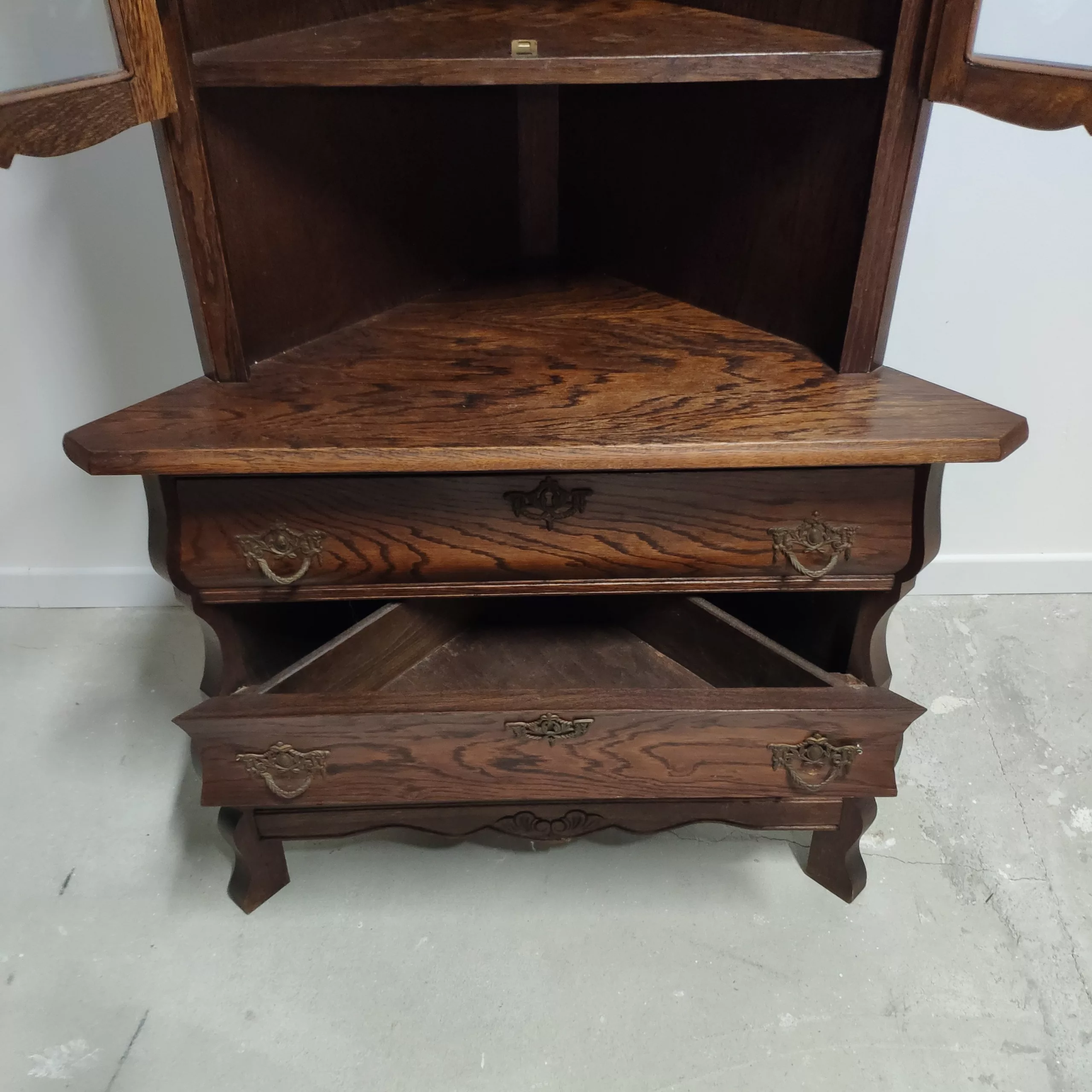 vitrina rinconera roble unico deco