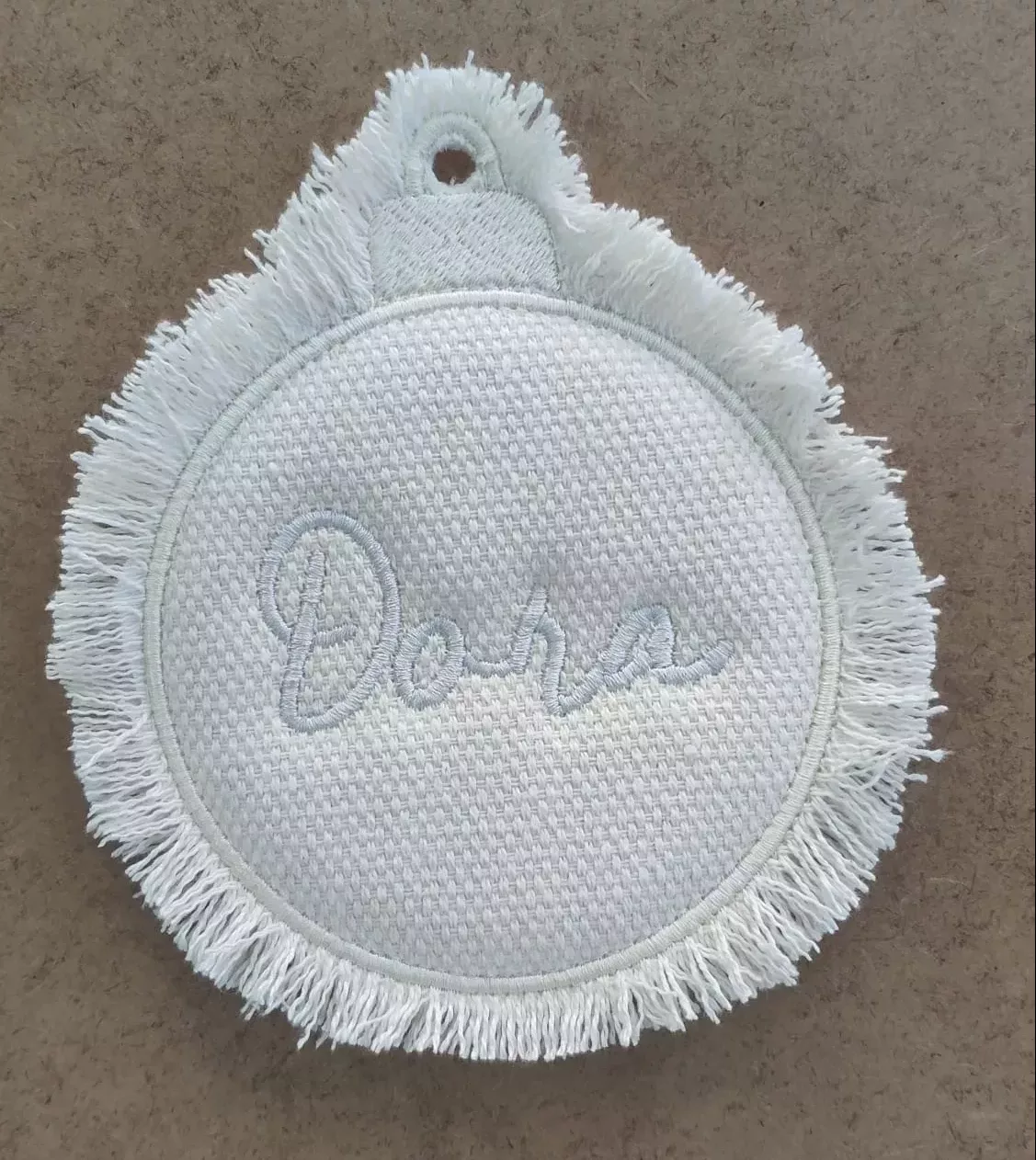 Bola navidad de tela con nombre personalizado