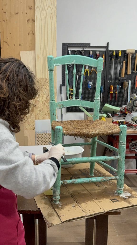 restauración silla antigua