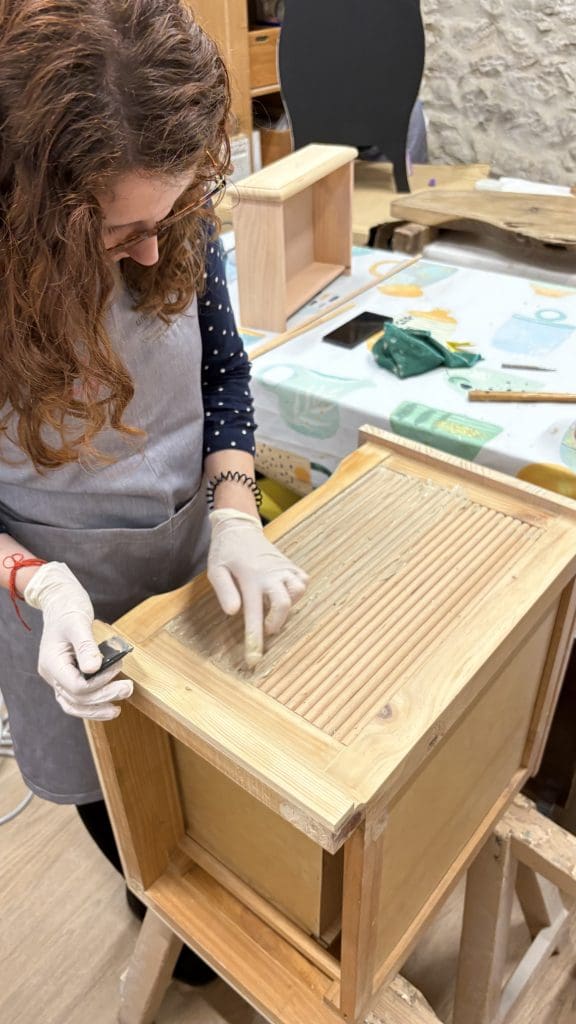 renovación de mesilla antigua